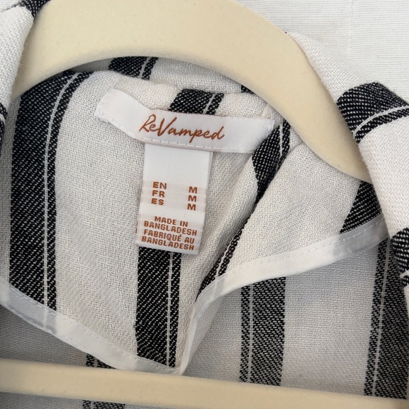 Revamped Black and White Striped Open Blazer - Picture 3 of 4